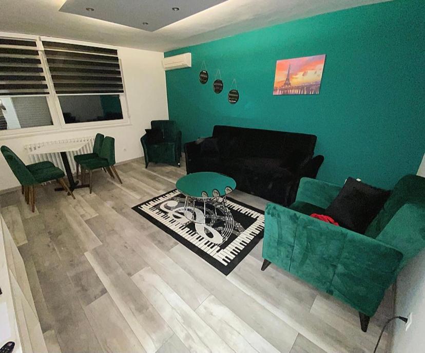 Apartman Omar Stan Na Dan Besplatan Parking Sarajevo Ngoại thất bức ảnh