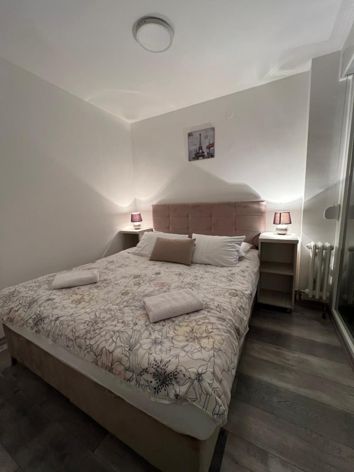 Apartman Omar Stan Na Dan Besplatan Parking Sarajevo Ngoại thất bức ảnh