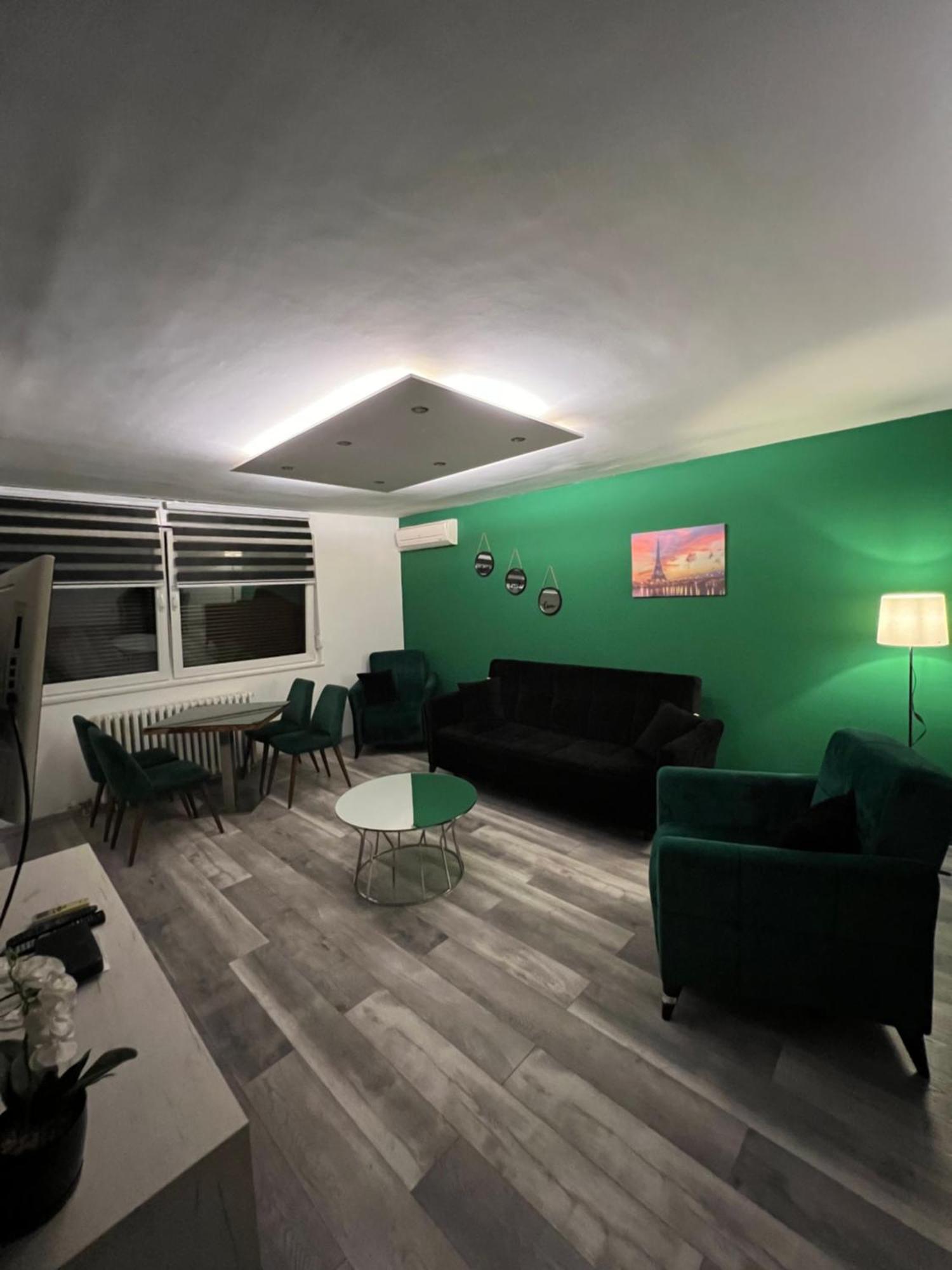 Apartman Omar Stan Na Dan Besplatan Parking Sarajevo Ngoại thất bức ảnh